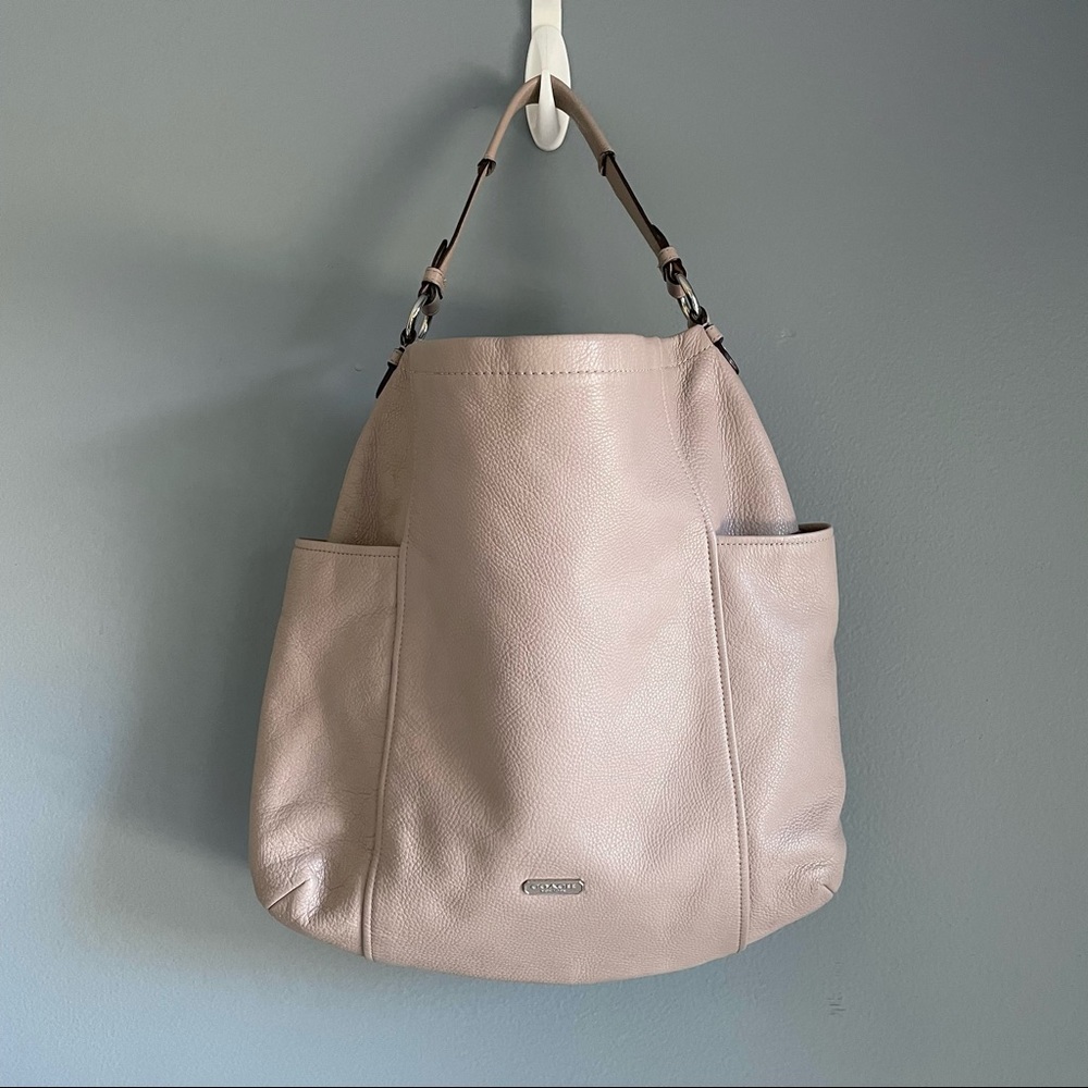 Coach Hobo Bag in GUC